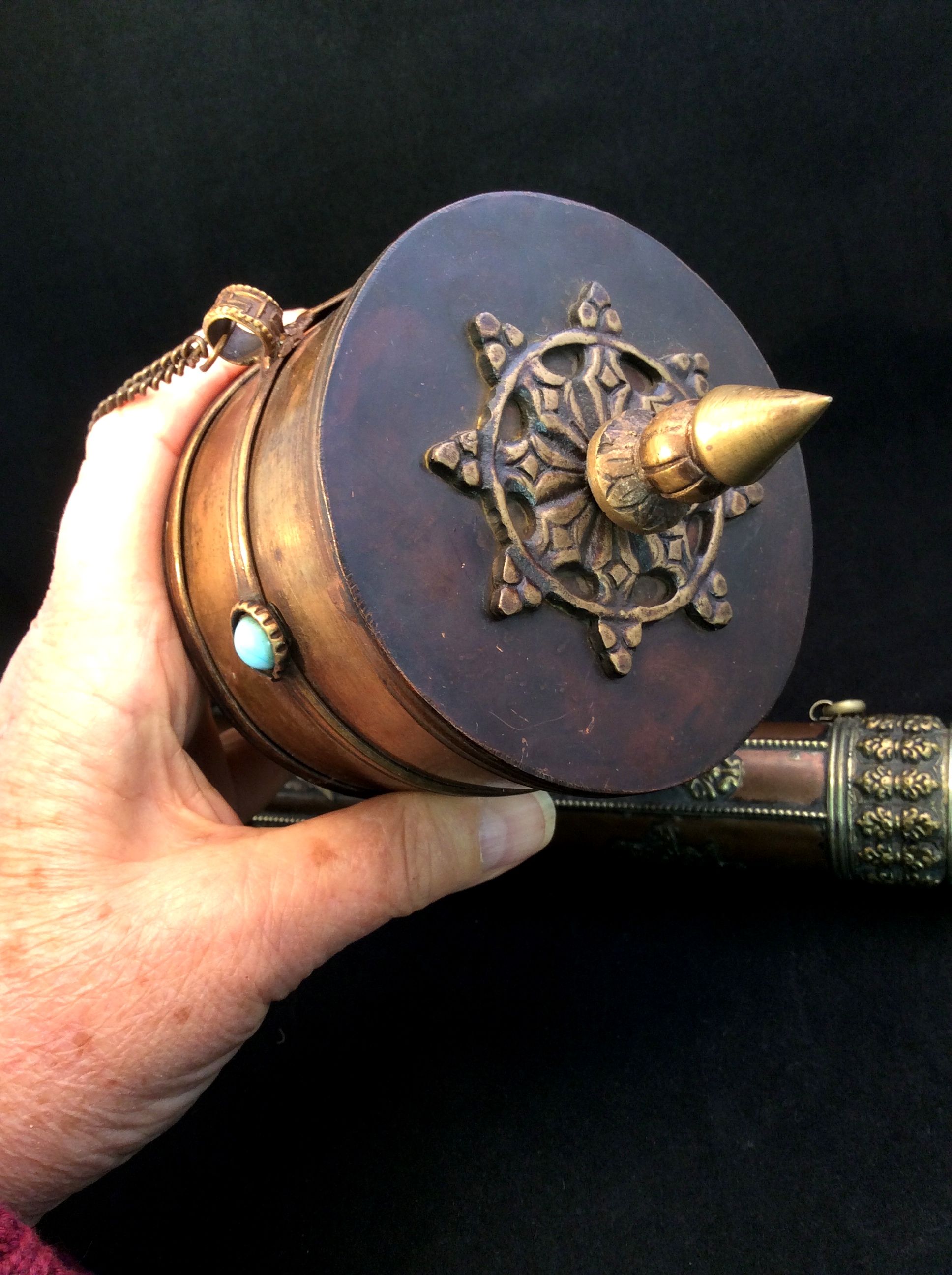 large prayer wheel - Image 3