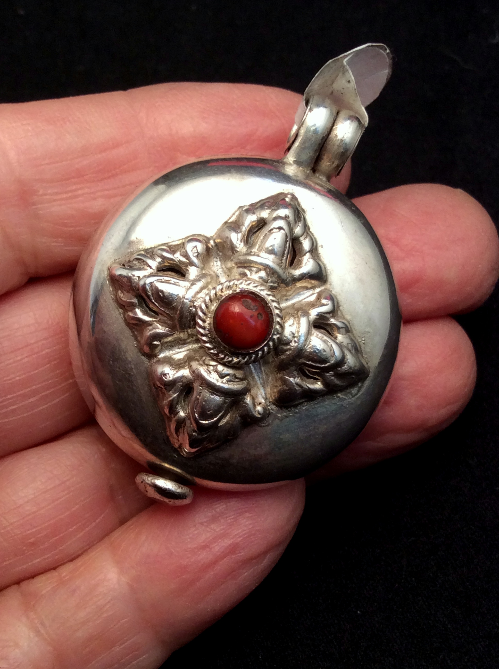 Large Copper or Silver Gau Amulet - Image 3