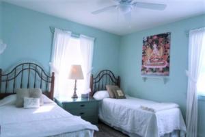white-tara-room